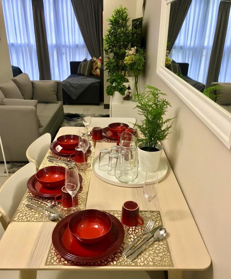 Daniella'S Modern & Cozy Suite In Uptown Bgc Manille Extérieur photo