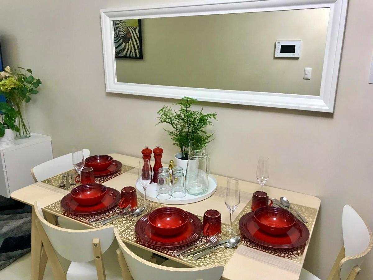 Daniella'S Modern & Cozy Suite In Uptown Bgc Manille Extérieur photo