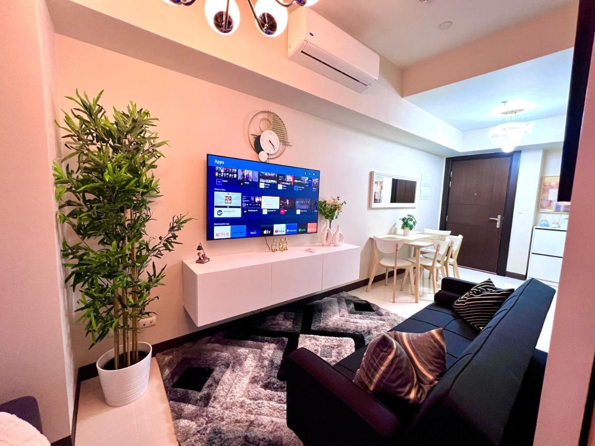 Daniella'S Modern & Cozy Suite In Uptown Bgc Manille Extérieur photo