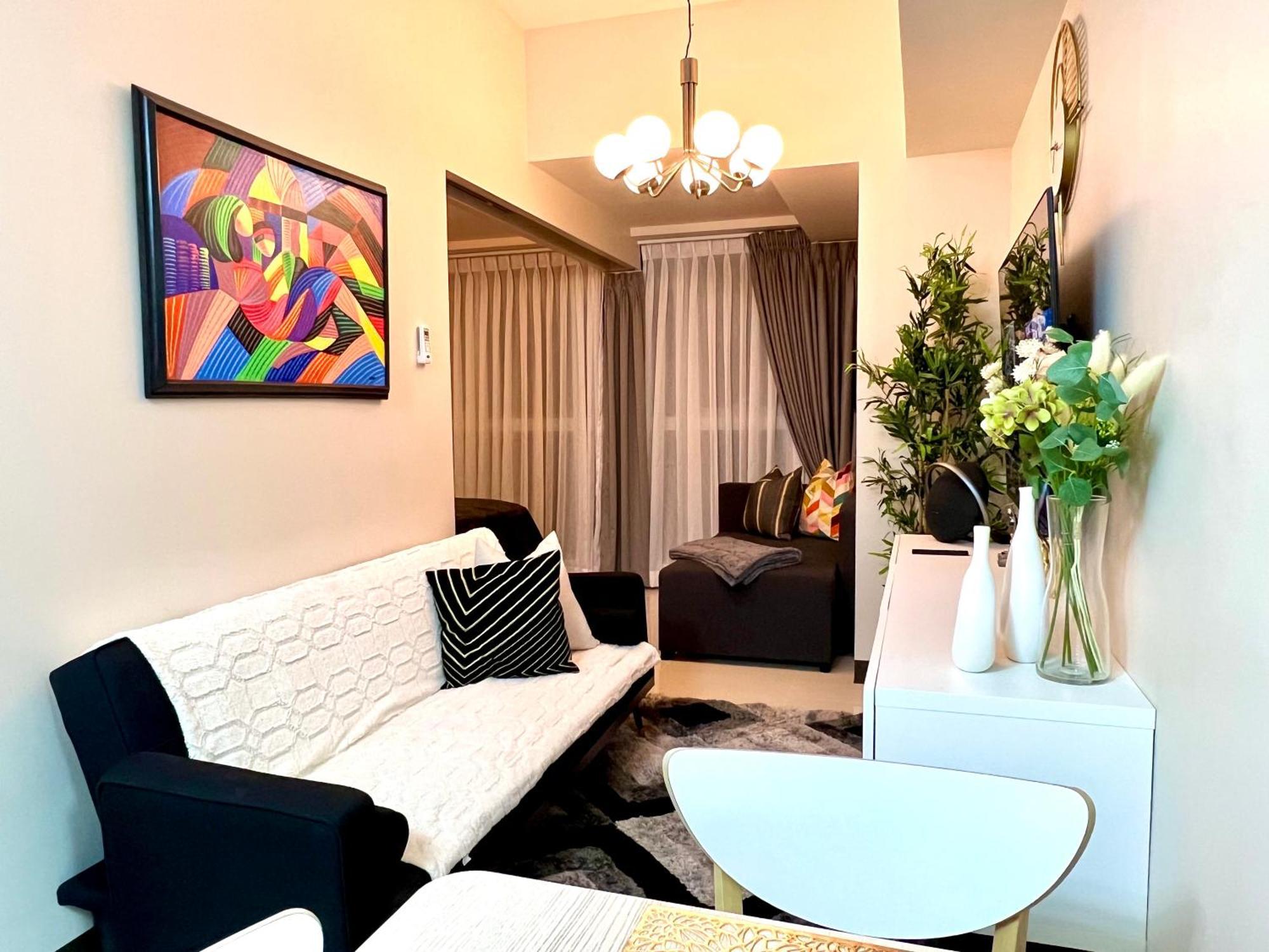 Daniella'S Modern & Cozy Suite In Uptown Bgc Manille Extérieur photo